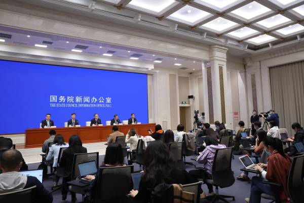 商务部加大金融支持力度，助力企业前行，经济稳健发展之路