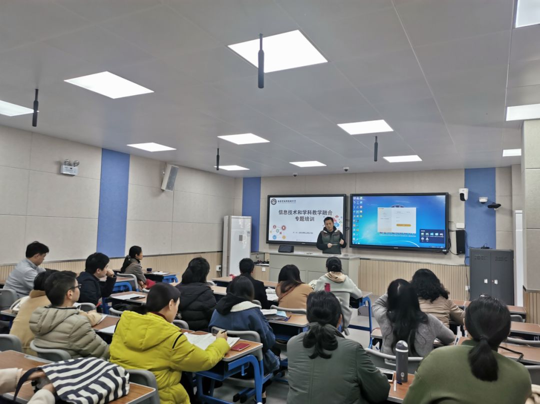 教育与科技深度融合，拓展教育内容深度之旅