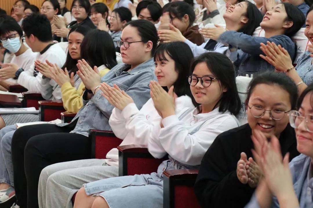 青少年心理健康教育对人格发展的推动作用