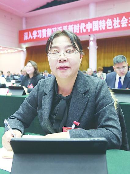 家庭支持在青少年心理健康教育中的关键作用