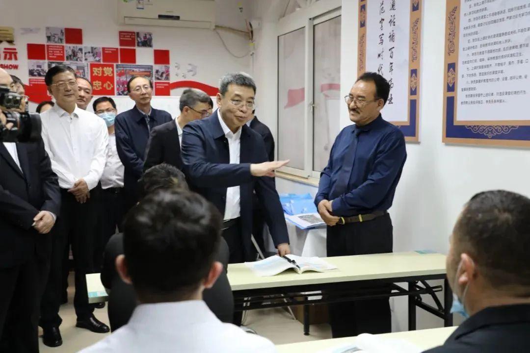 多元文化环境下培养全球意识的学生