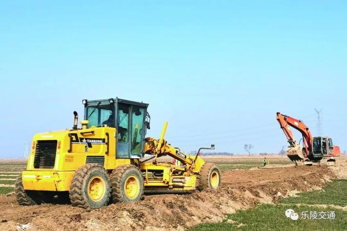 乡村公路建设项目提前完工，成为乡村振兴的重要助推器